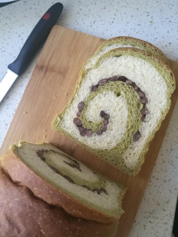 抹茶双色吐司面包