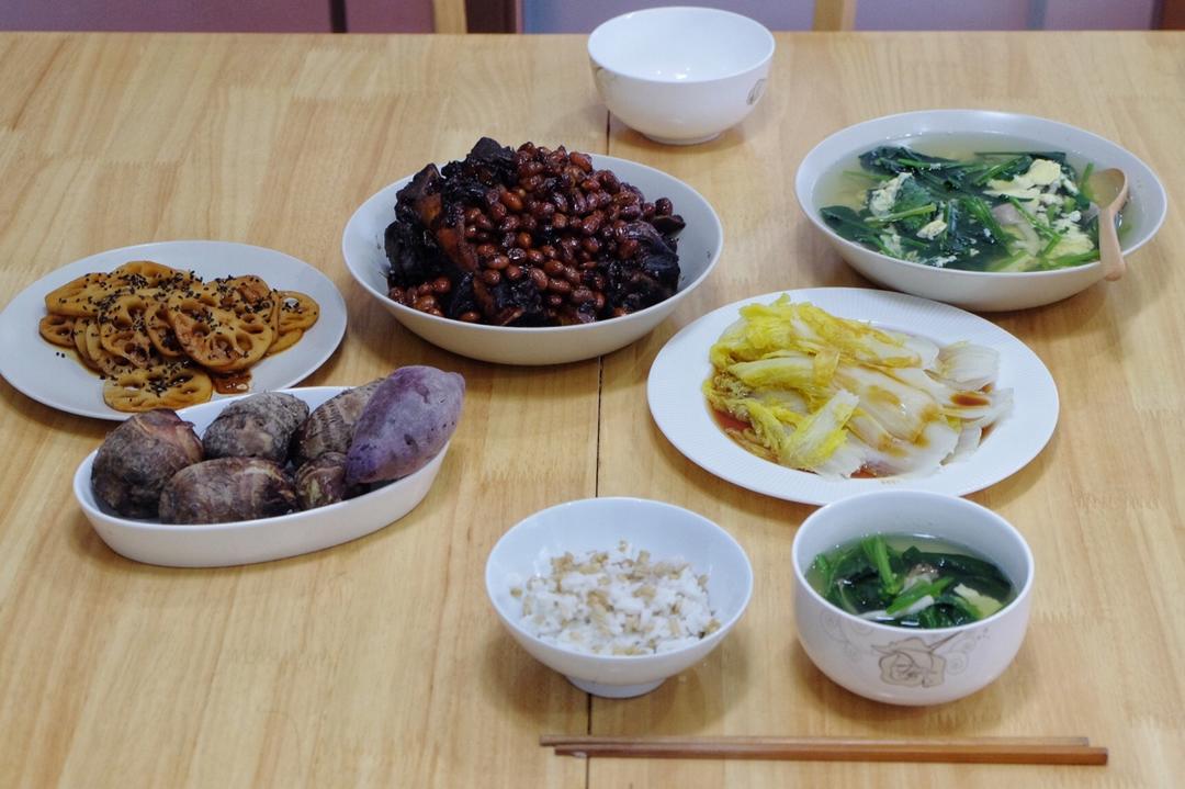 晚安的棉花城做的餐桌点滴—和妈妈一起吃饭的日子