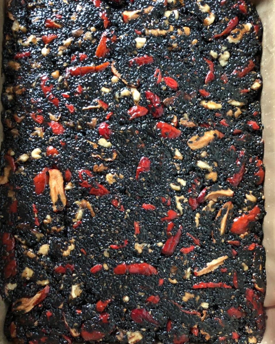 阿胶糕（固元膏）