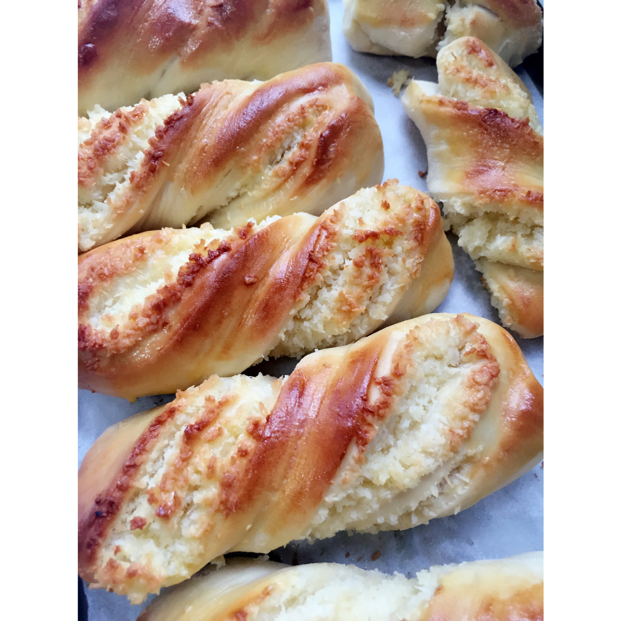 椰蓉面包棒 | 附自制椰蓉馅 两种整形方法