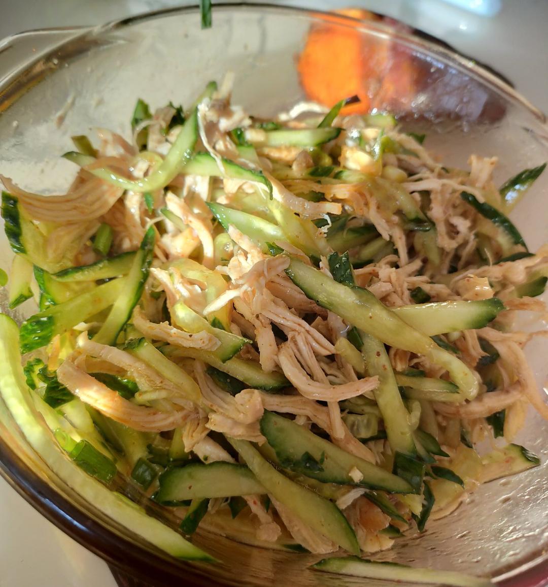 凉拌黄瓜鸡丝