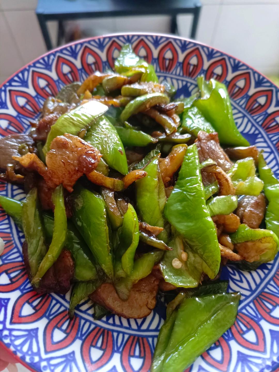 超级下饭菜小炒肉（和胡子大厨小辣椒炒肉一样好吃😋）