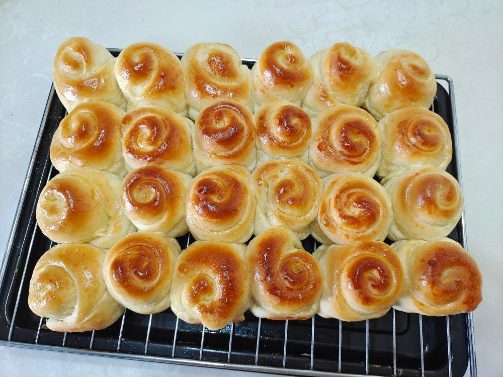 脆底蜂蜜小面包