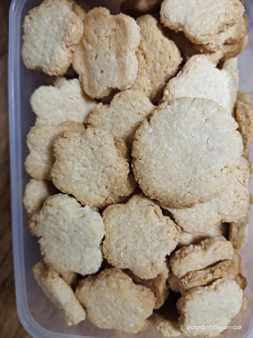 超香椰蓉小方块饼干
