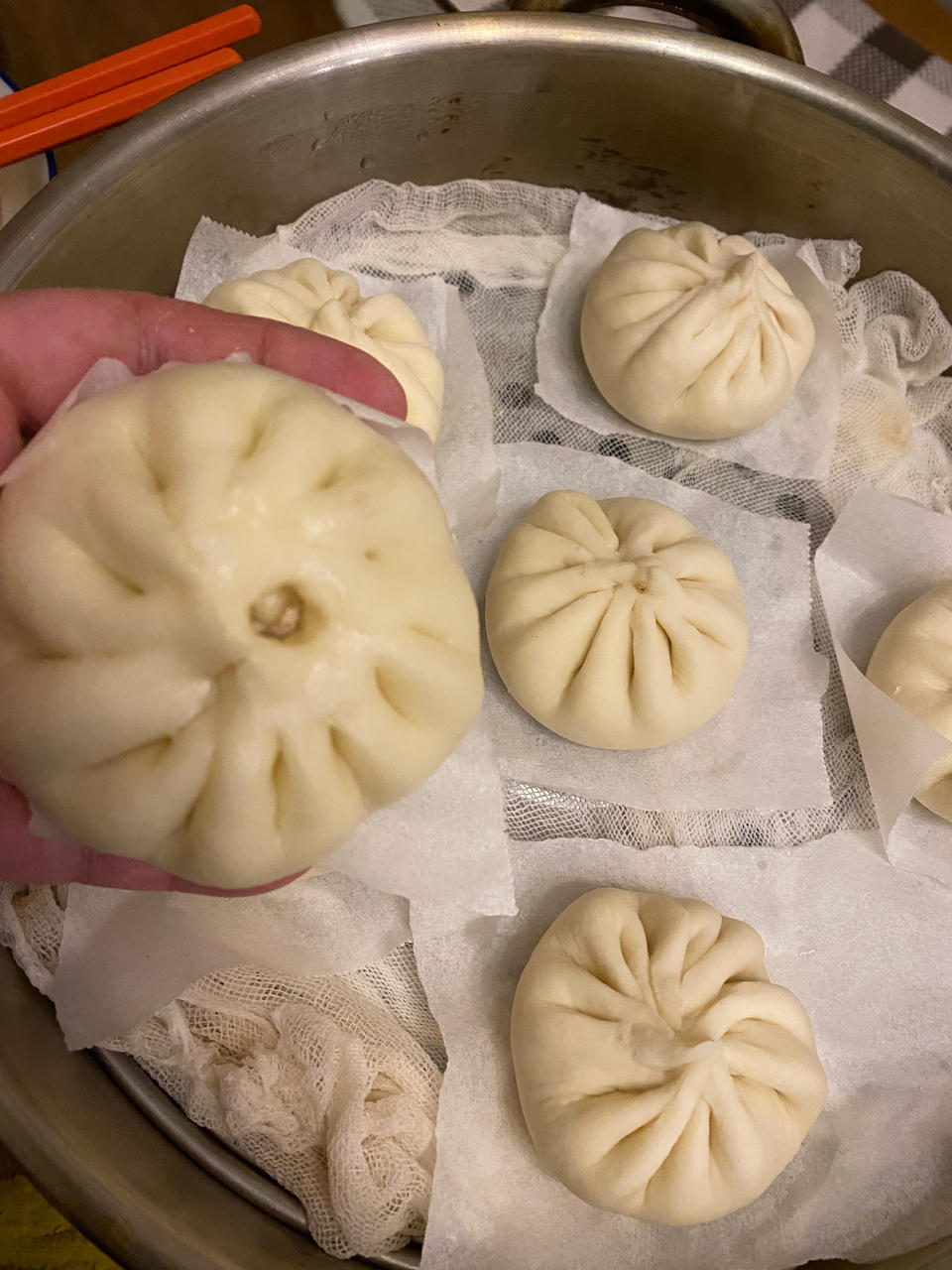 肉包子（猪肉大葱，满口留香）