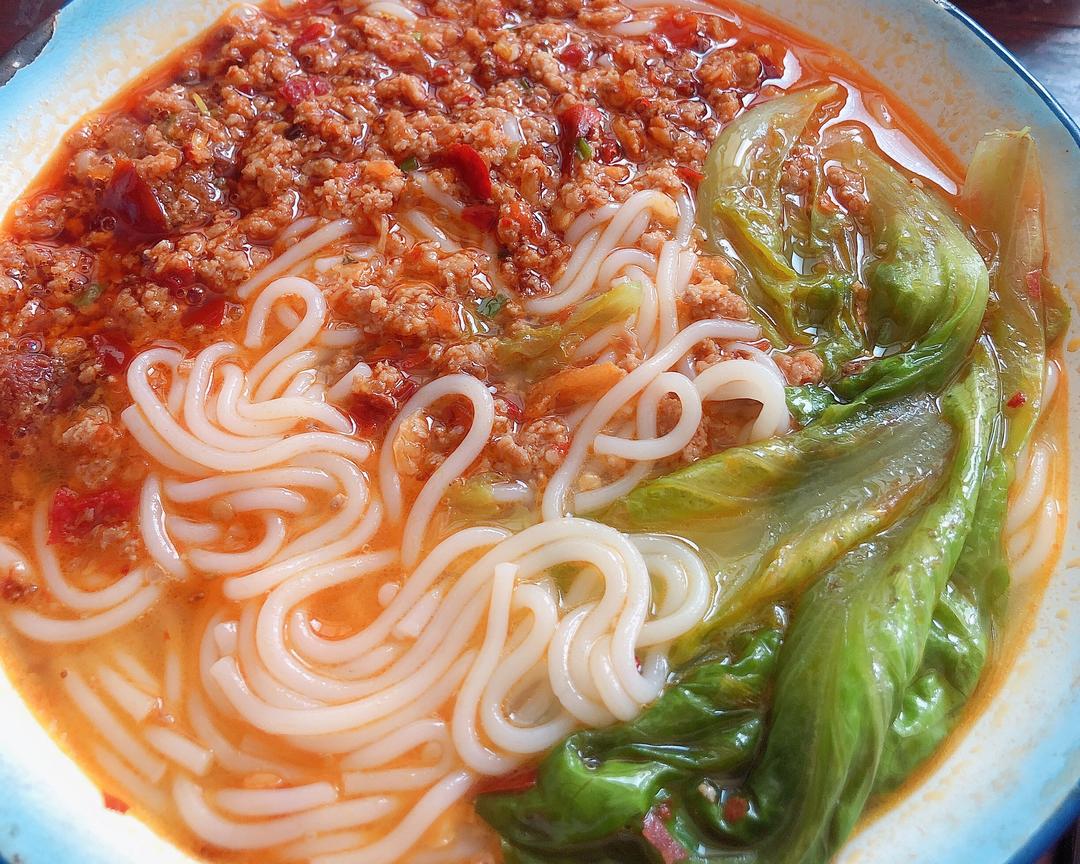 快手版肉酱米粉的做法