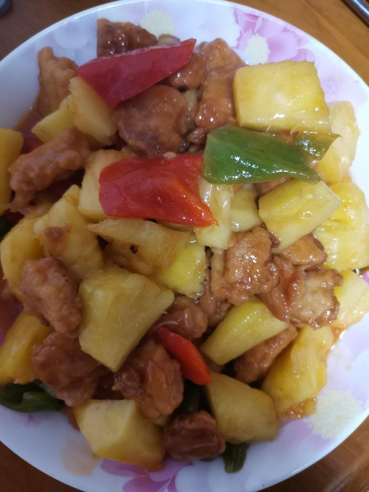 菠萝咕噜肉
