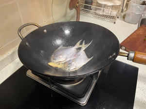 红烧鲳鱼的做法 步骤3