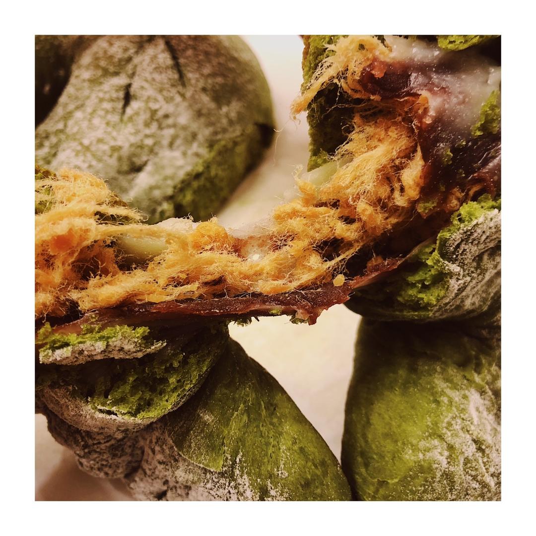 比原麦山丘还好吃的【抹茶麻薯古早味面包】肉松红豆沙