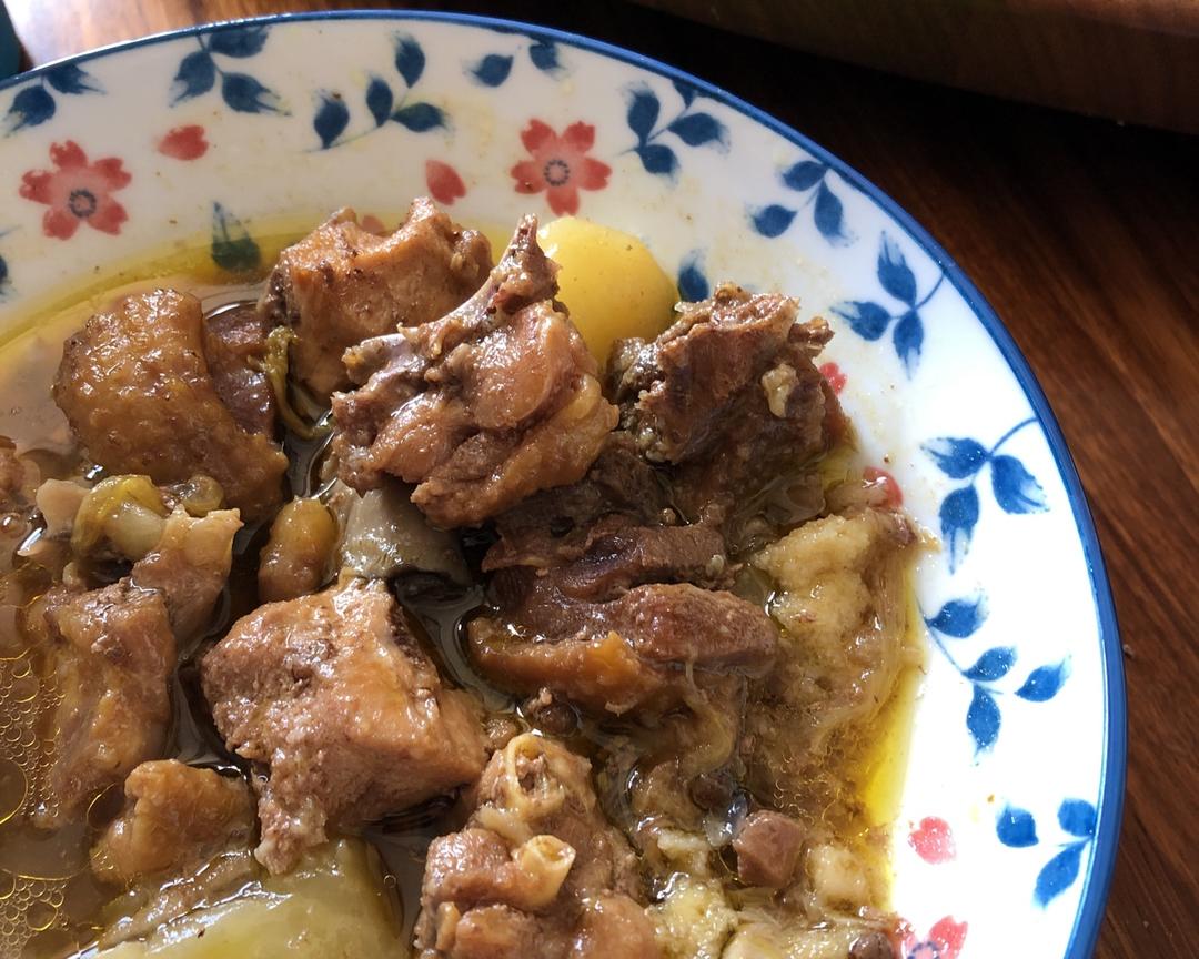 蘑菇炖鸡的做法