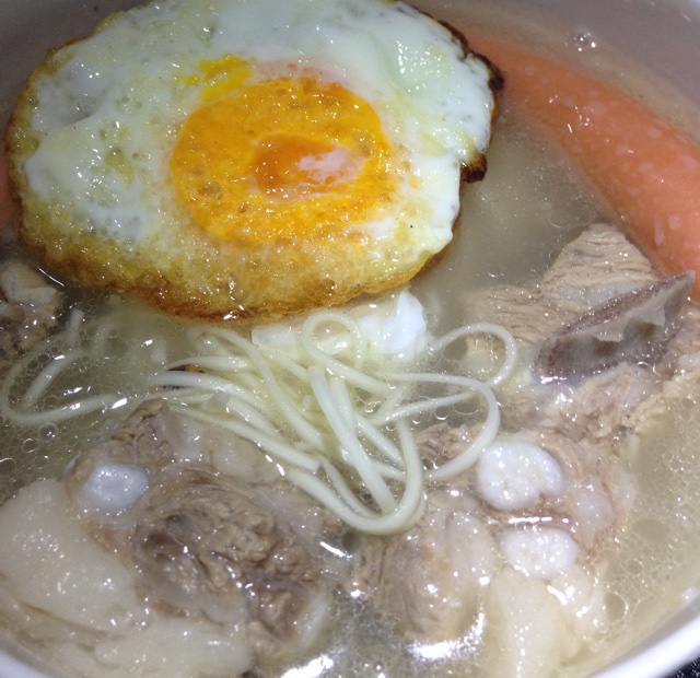 西红柿排骨面