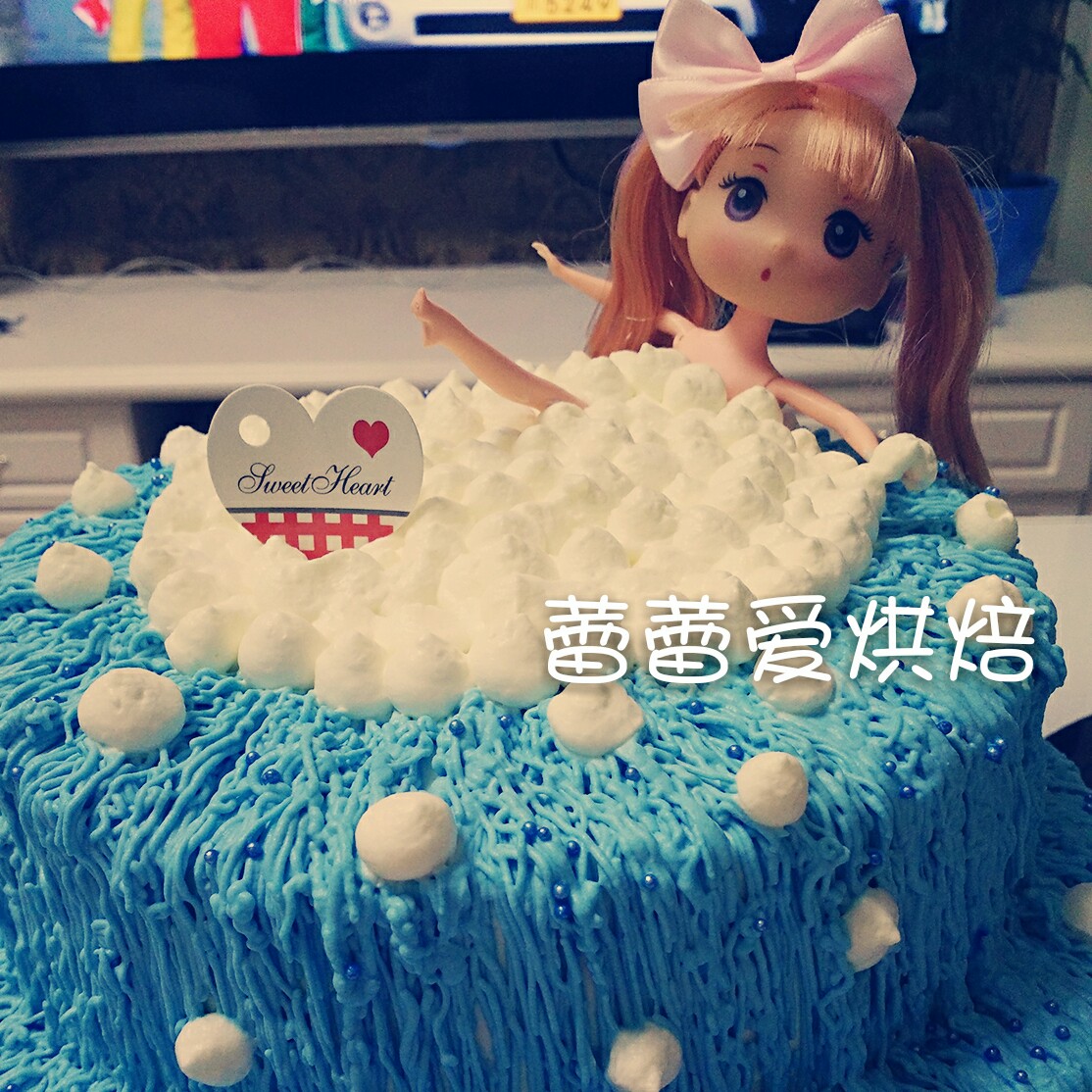 奶油水果装饰蛋糕