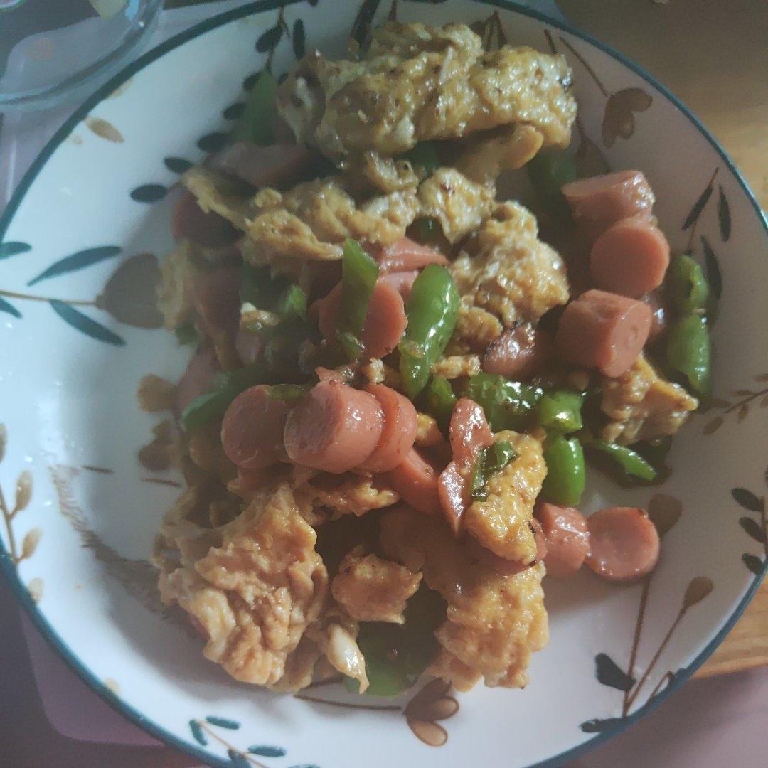 青椒火腿炒鸡蛋