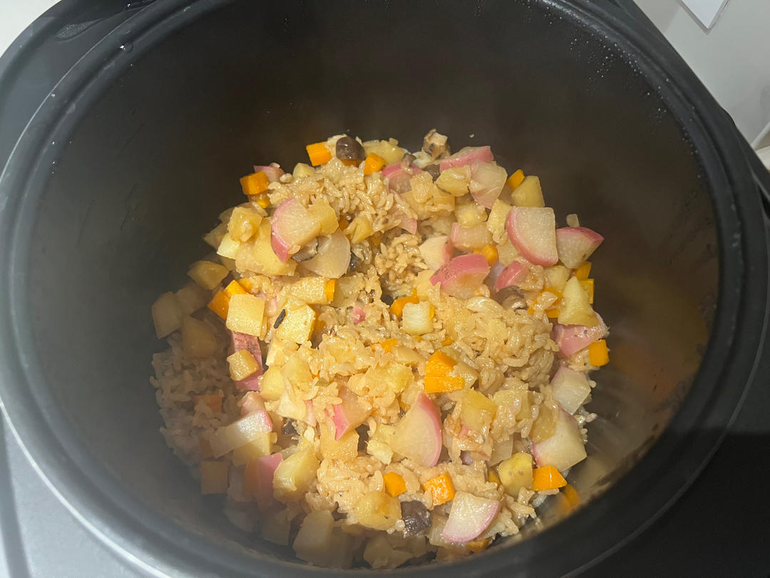 土豆焖饭（电饭锅版）