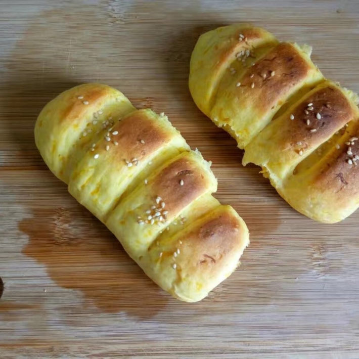 南瓜全麦肉松卷