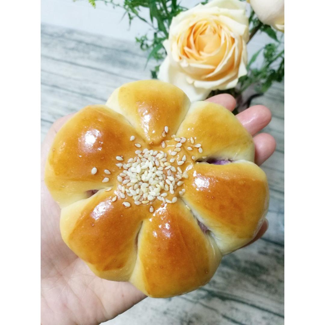 软噗噗的香芋小包