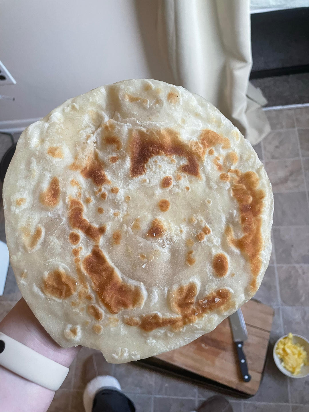 家常烙饼，直接吃、炒饼吃都好吃。