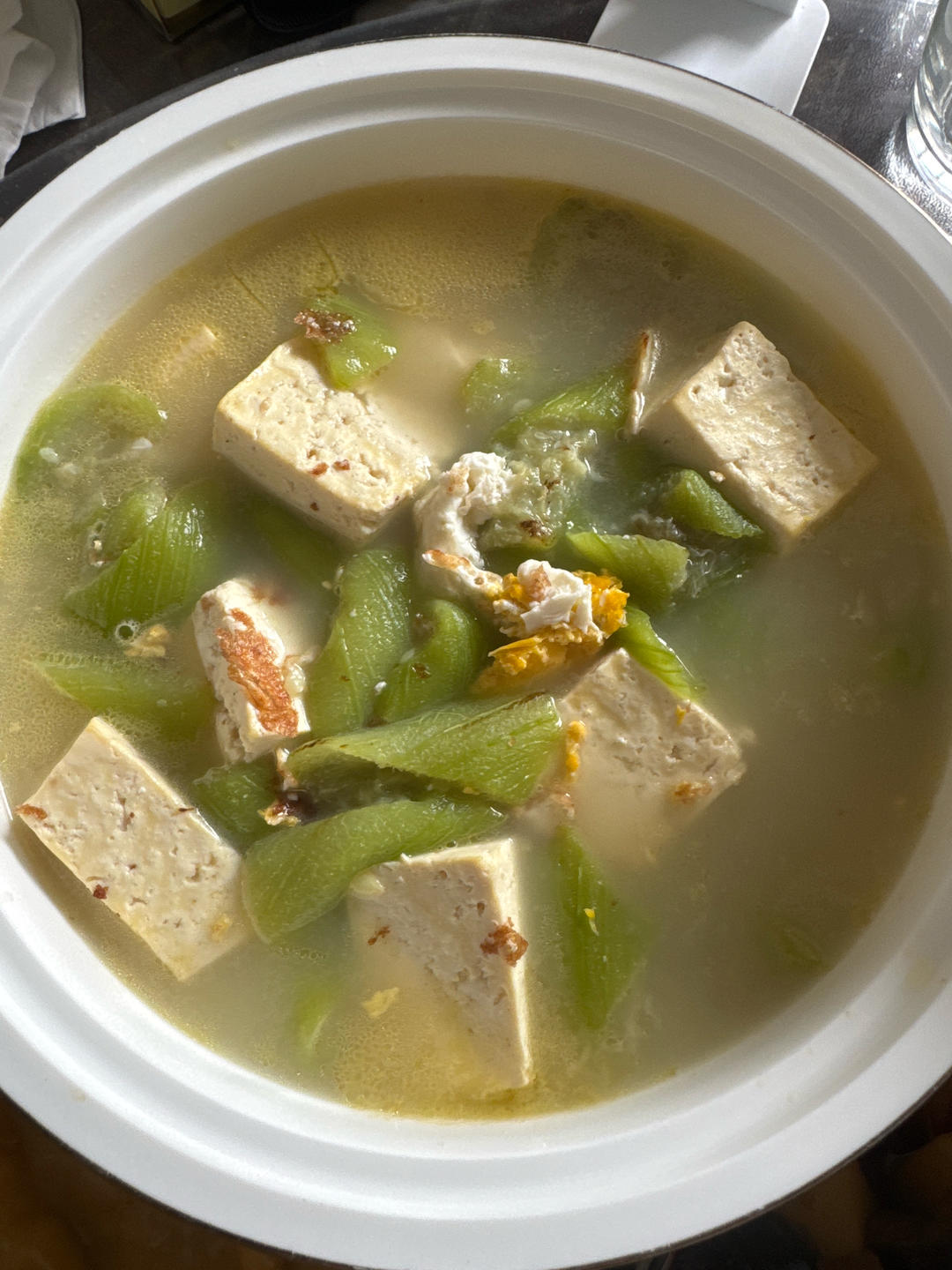 丝瓜豆腐鸡蛋汤