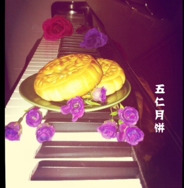 五仁月饼