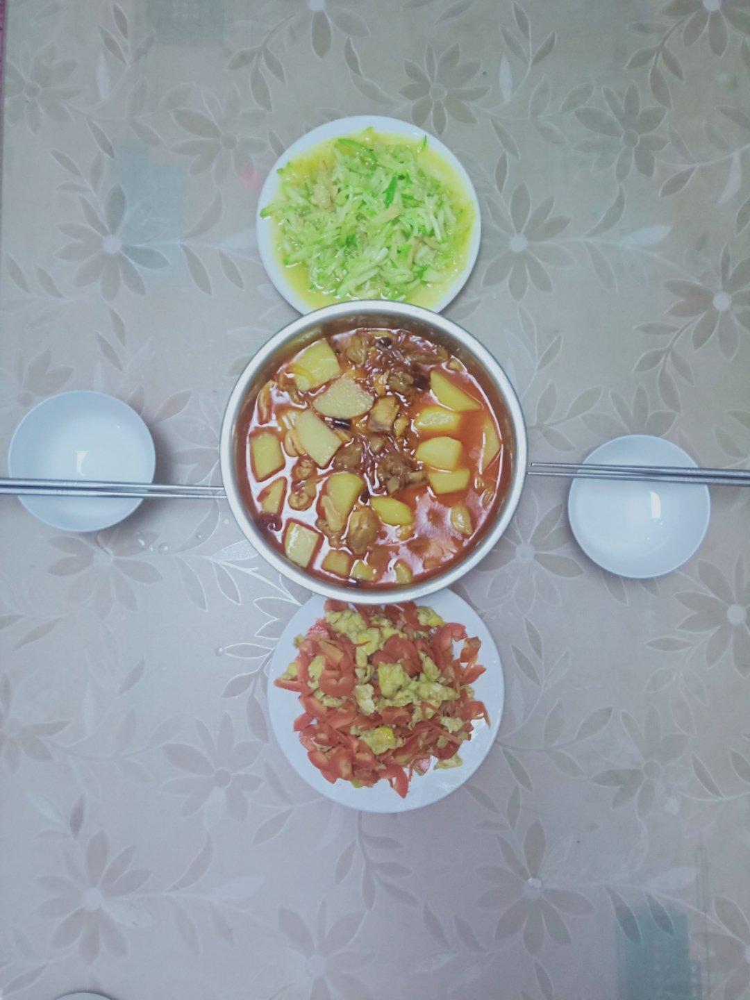 土豆烧鸡（非常下饭哦~）