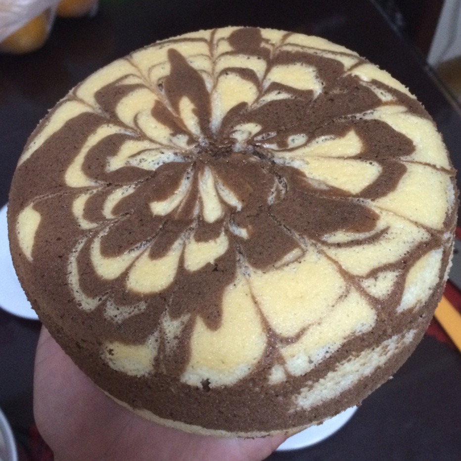 双色拉花戚风蛋糕