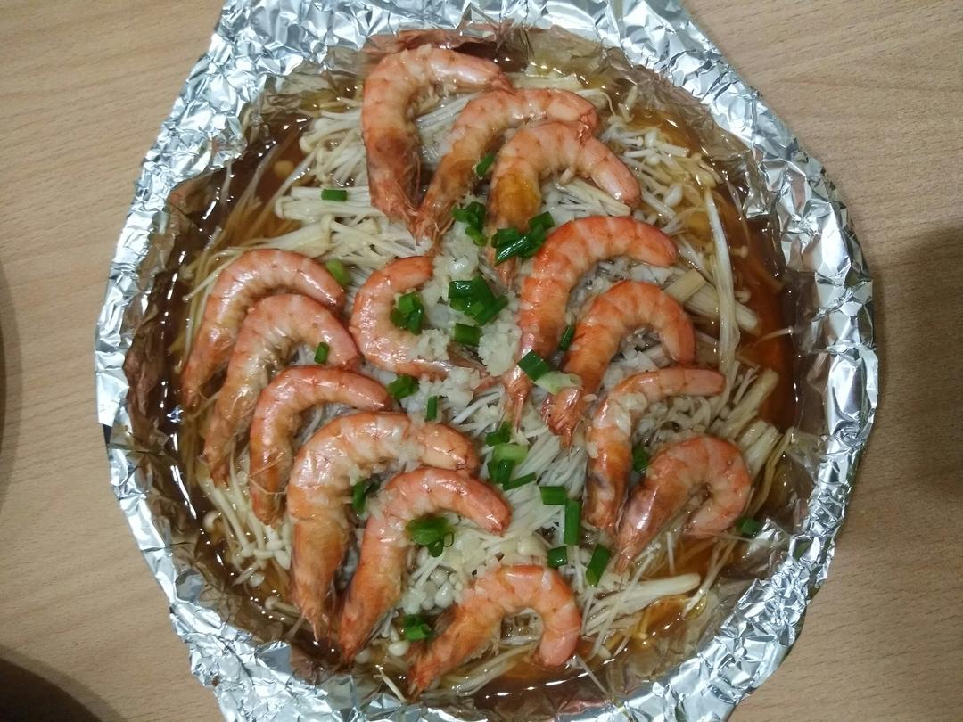 蒜蓉金针菇烤花蛤虾