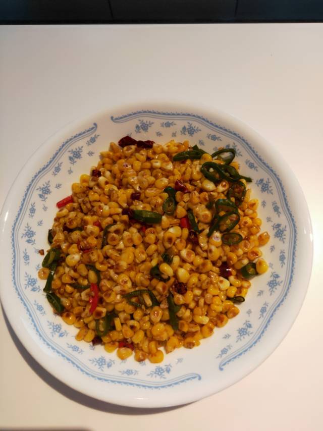 青椒炒玉米粒