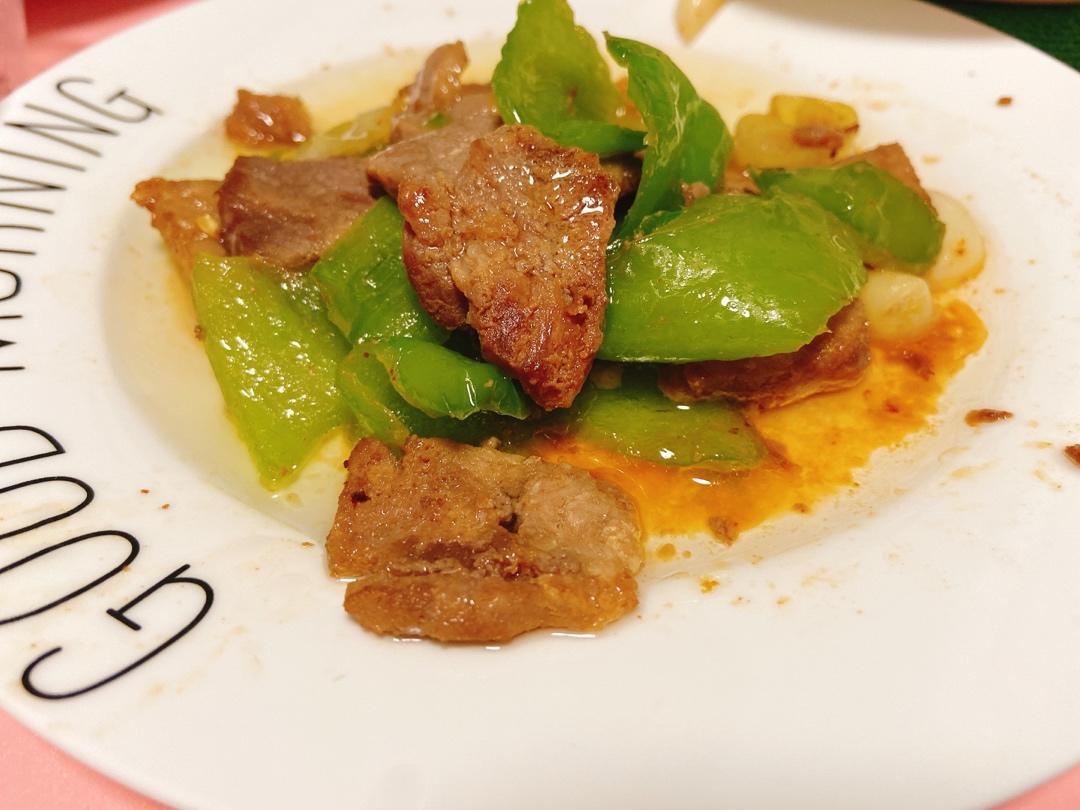 尖椒炒牛肉