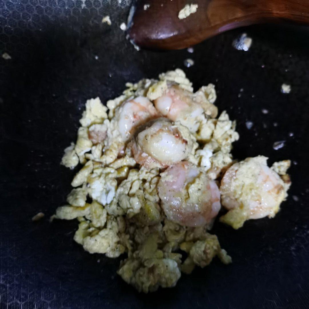 鲜香嫩滑的 虾仁滑蛋