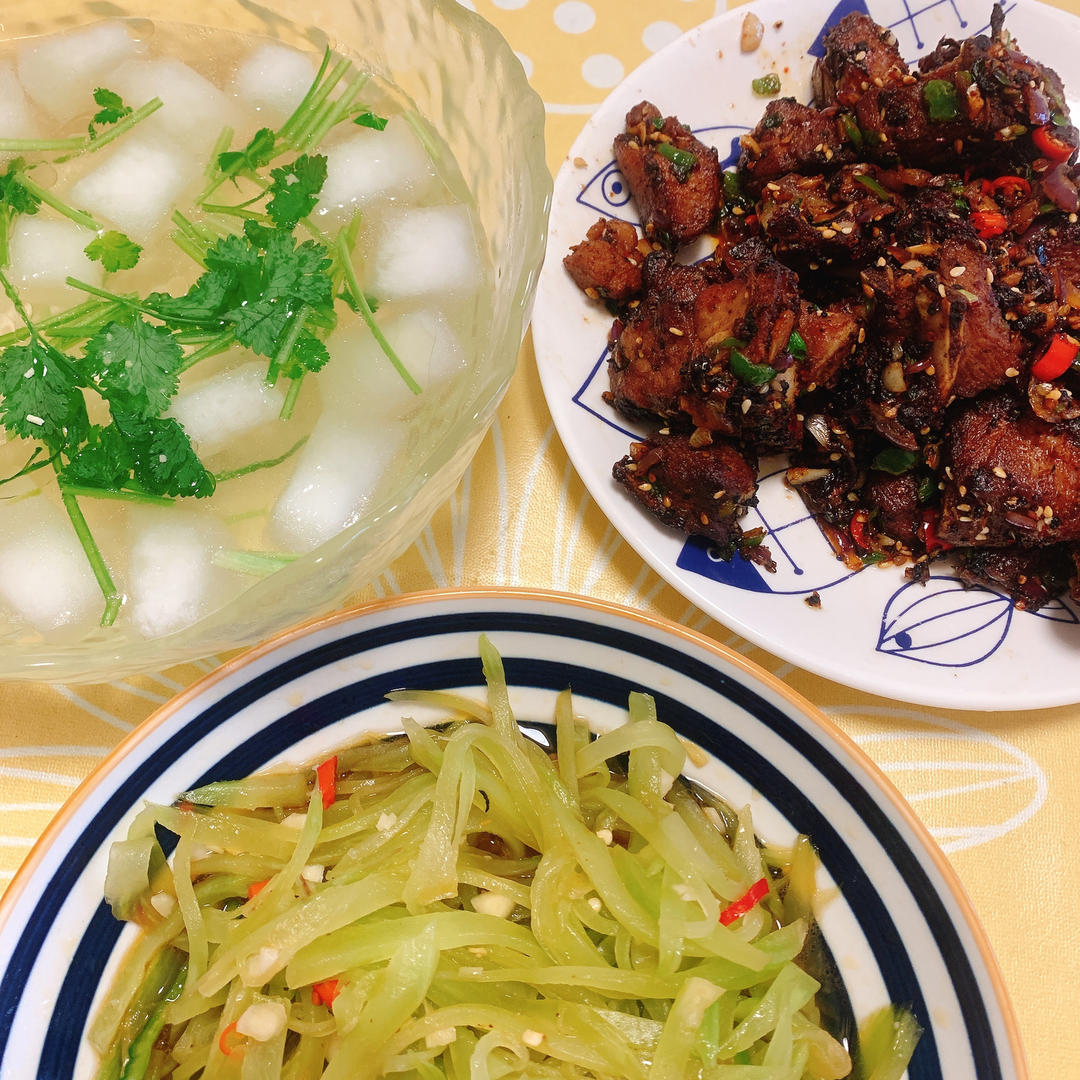 凉拌青笋（莴笋）