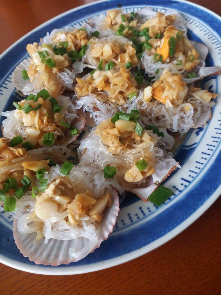 蒜蓉粉丝蒸扇贝