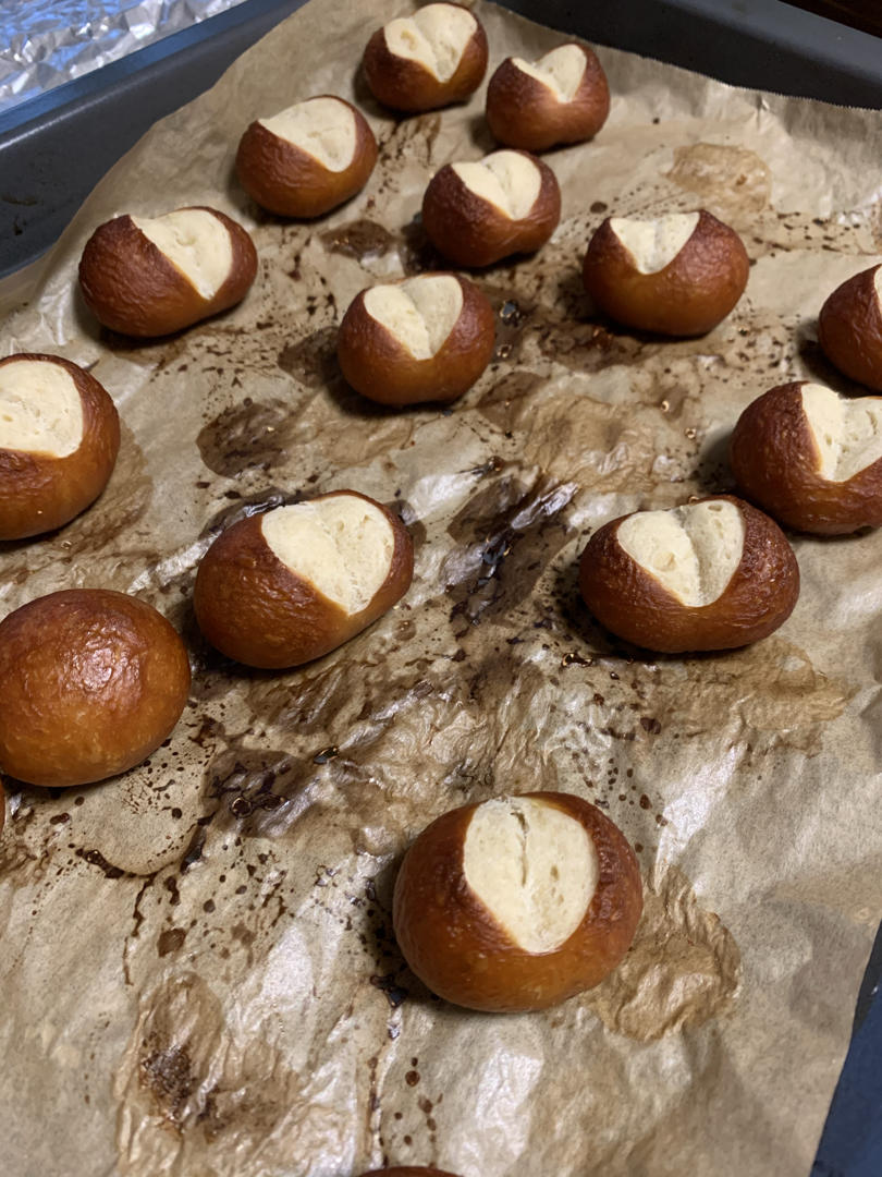 做了N次碱水面包，总结出最优制作方法，100%完美表皮