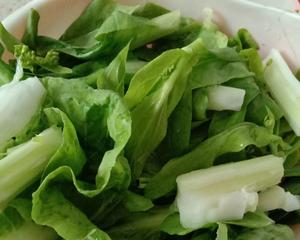 白菜苔炒糍粑的做法 步骤2