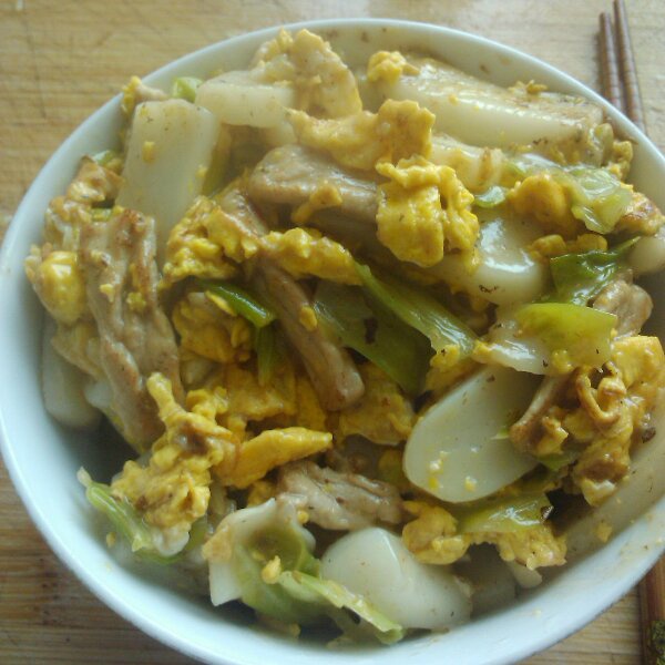 杂蔬鸡蛋炒年糕