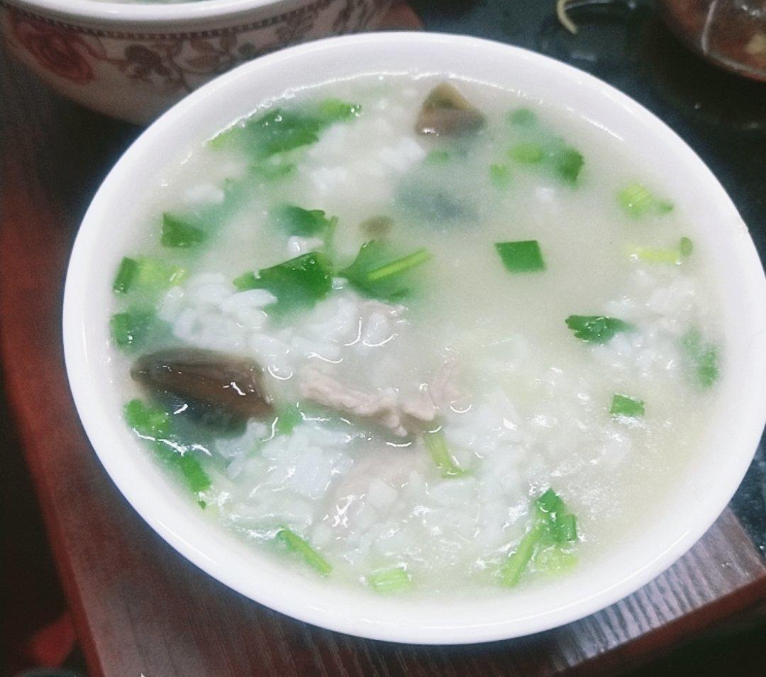 皮蛋瘦肉粥