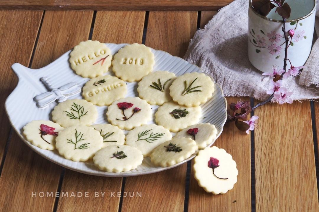 春日樱花薄曲奇饼干
