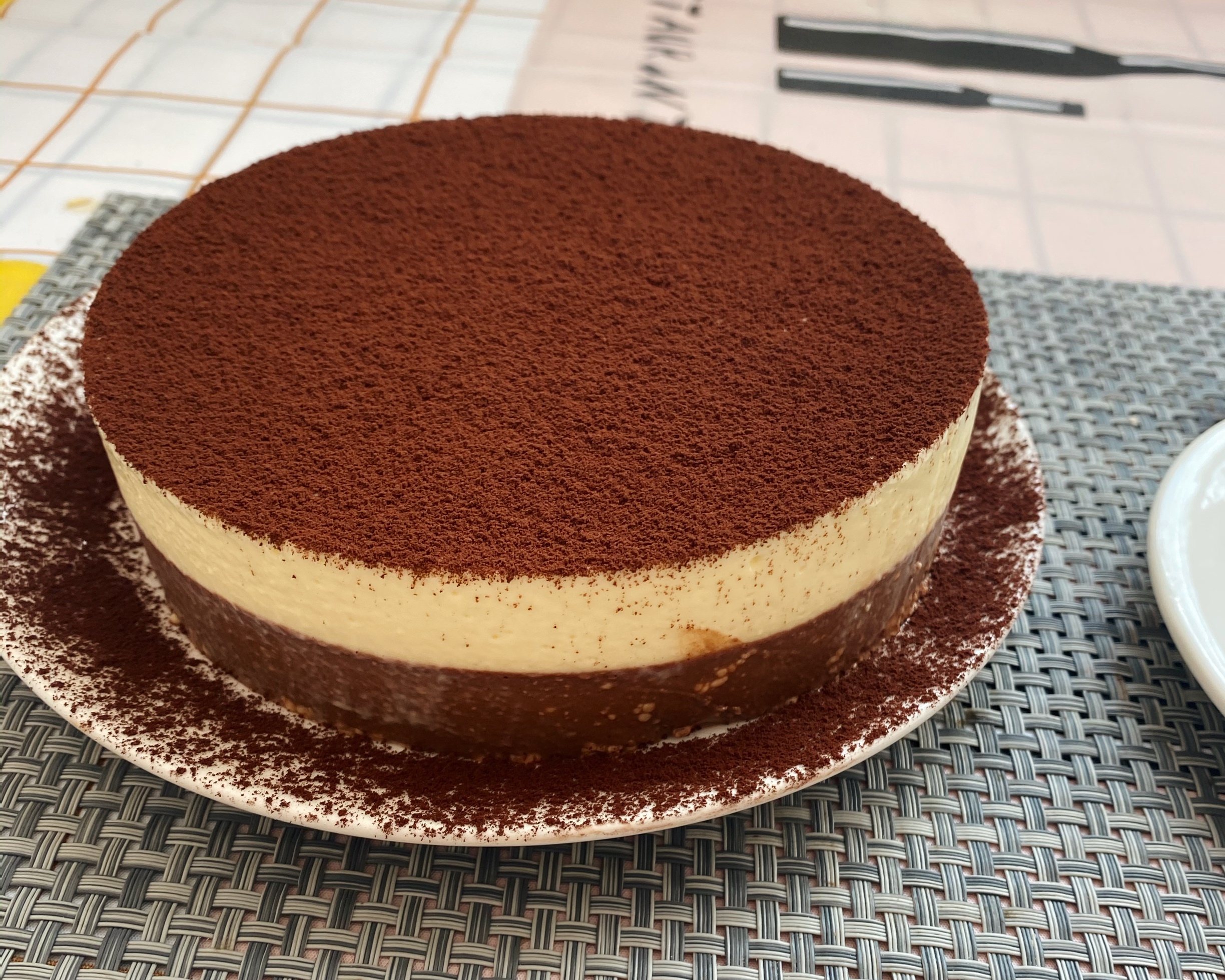 生酮巧克力双层慕斯蛋糕（简单上手、无需烤箱无需打蛋器）的做法