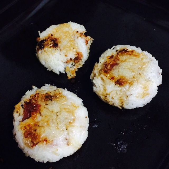 烤饭团