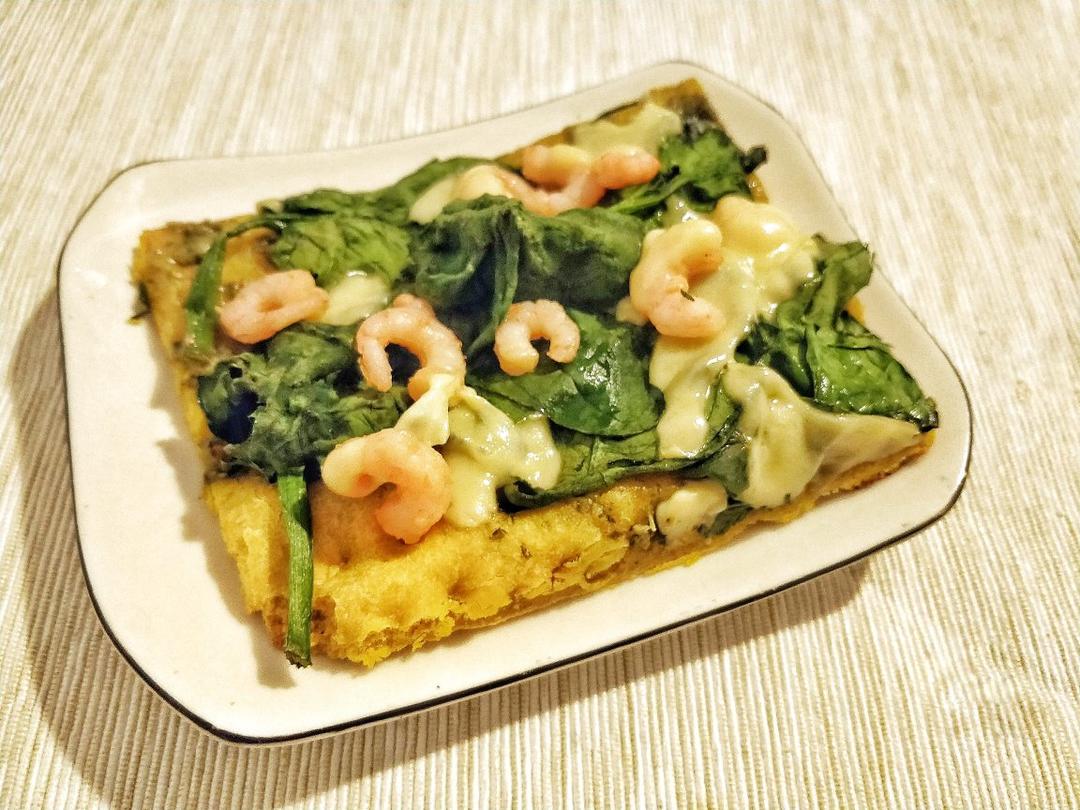 健康低热量的菜花底披萨