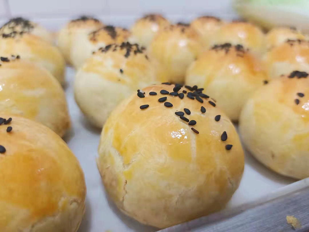 蛋黄酥酥酥（超级奶香黄油版）