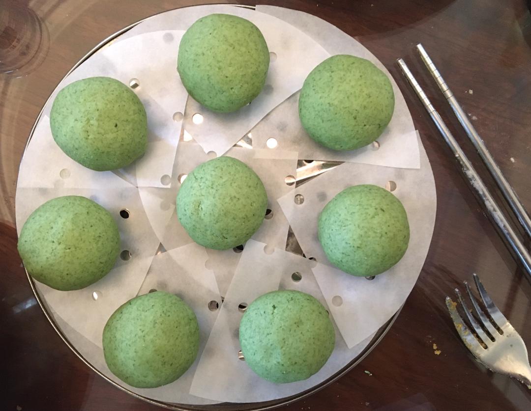 咸蛋黄肉松青团（艾糍）