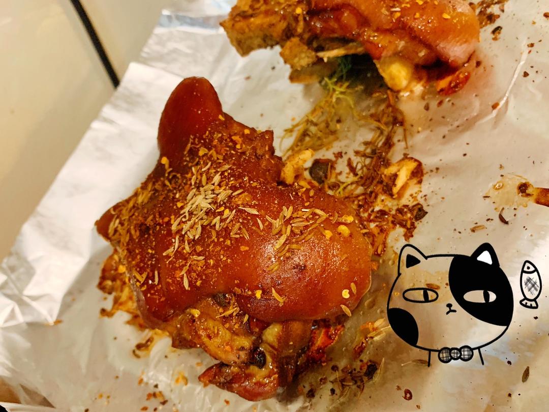 香酥烤猪蹄