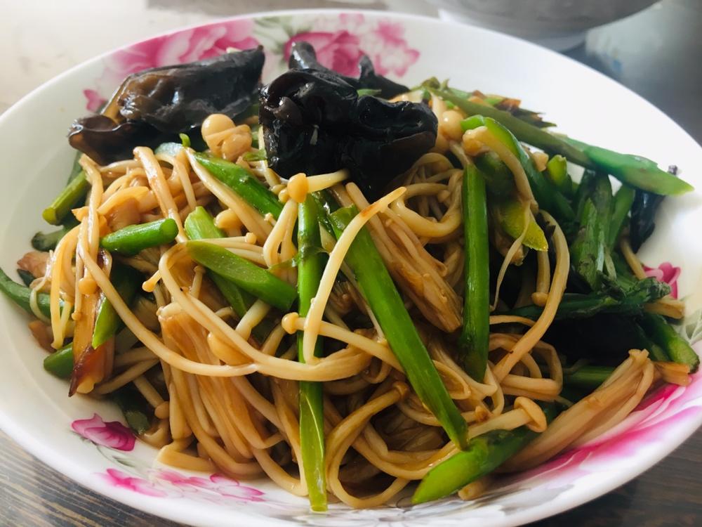 酱炒金针菇