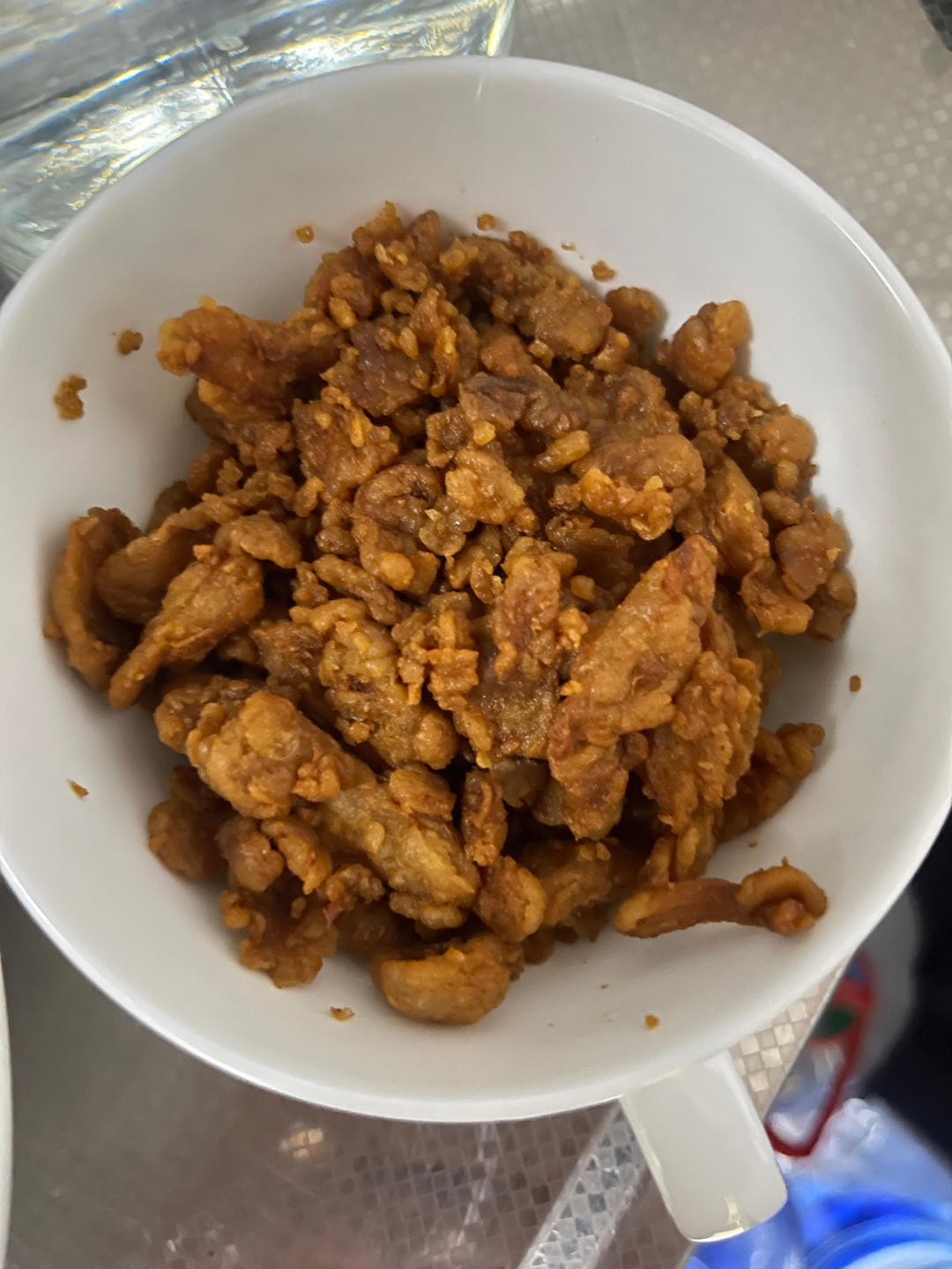 炼出白色的大油（猪油）