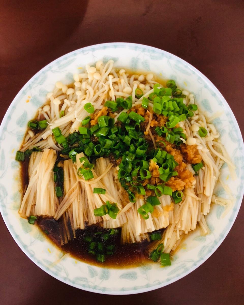 蒜蓉蒸金针菇
