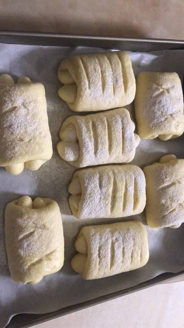 轻盈如棉花·奶香柔绵十足的牛奶面包