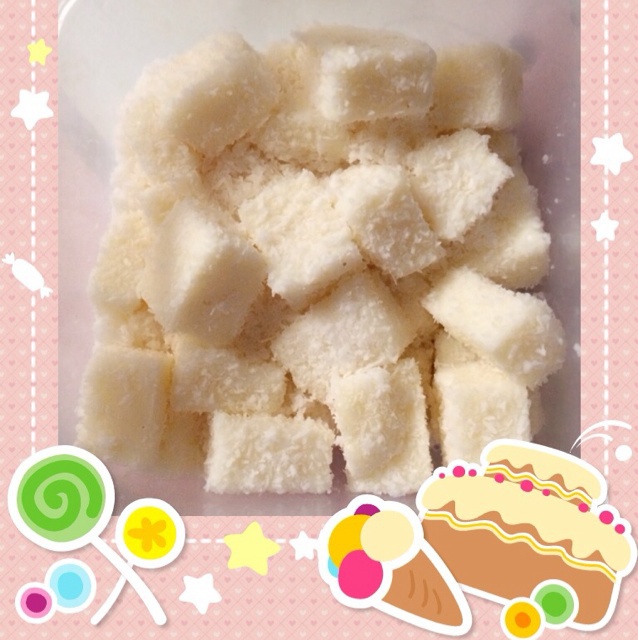 完胜85度C牛奶椰丝小方