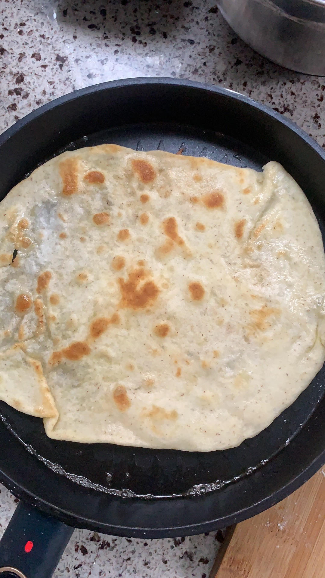 和印度餐厅一模一样的    黄油烤饼