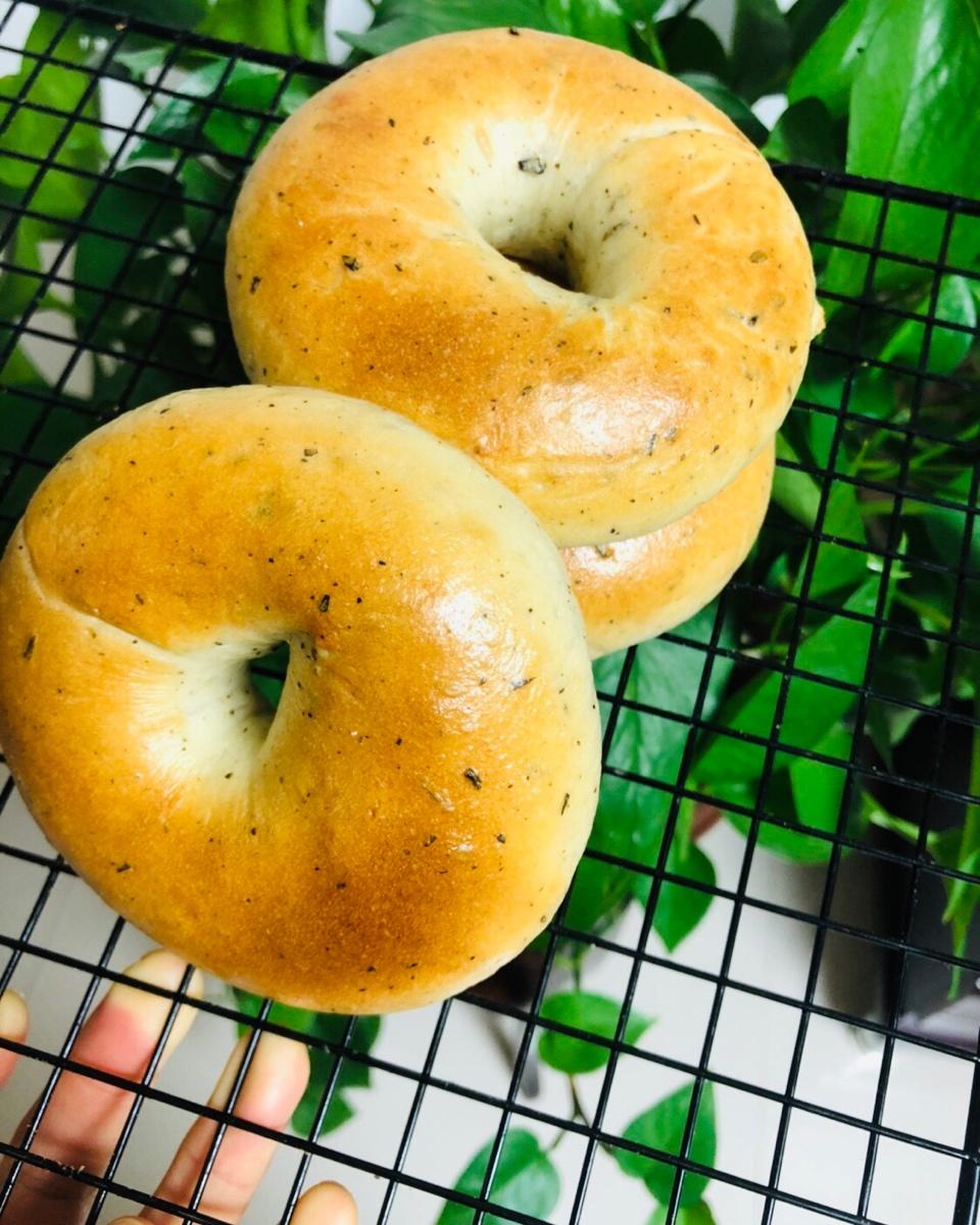 牛奶红茶贝果