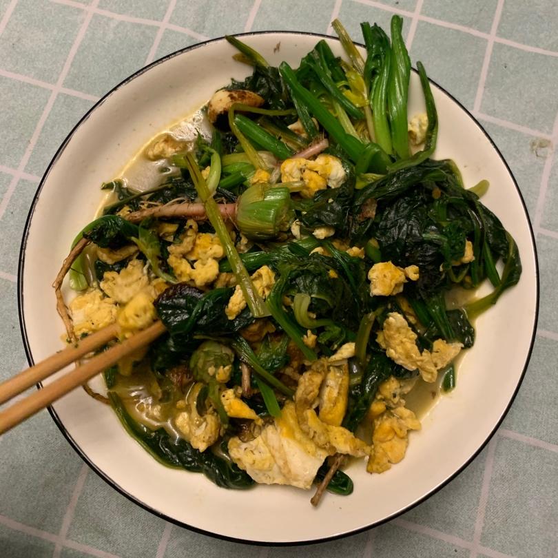 菠菜炒鸡蛋（so easy）
